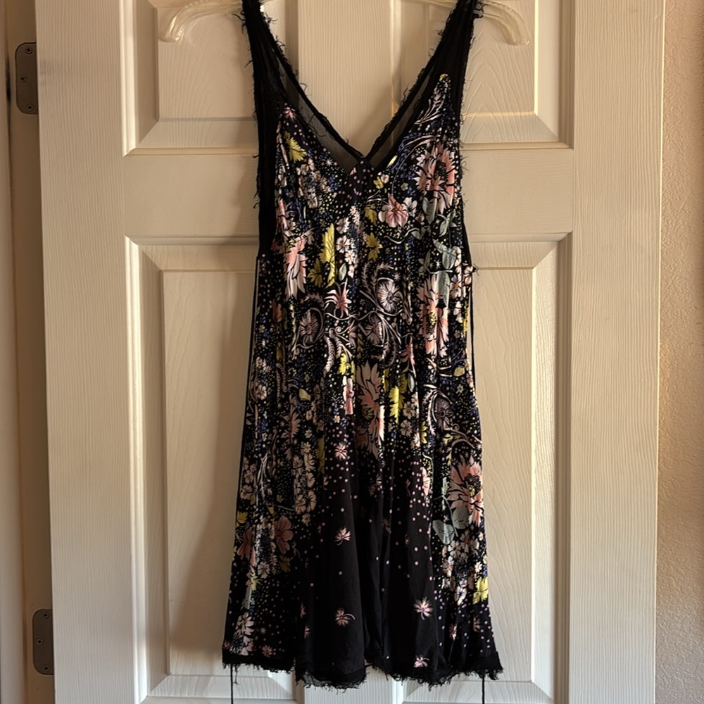 Free People Intimately Top - Picture 2 of 6